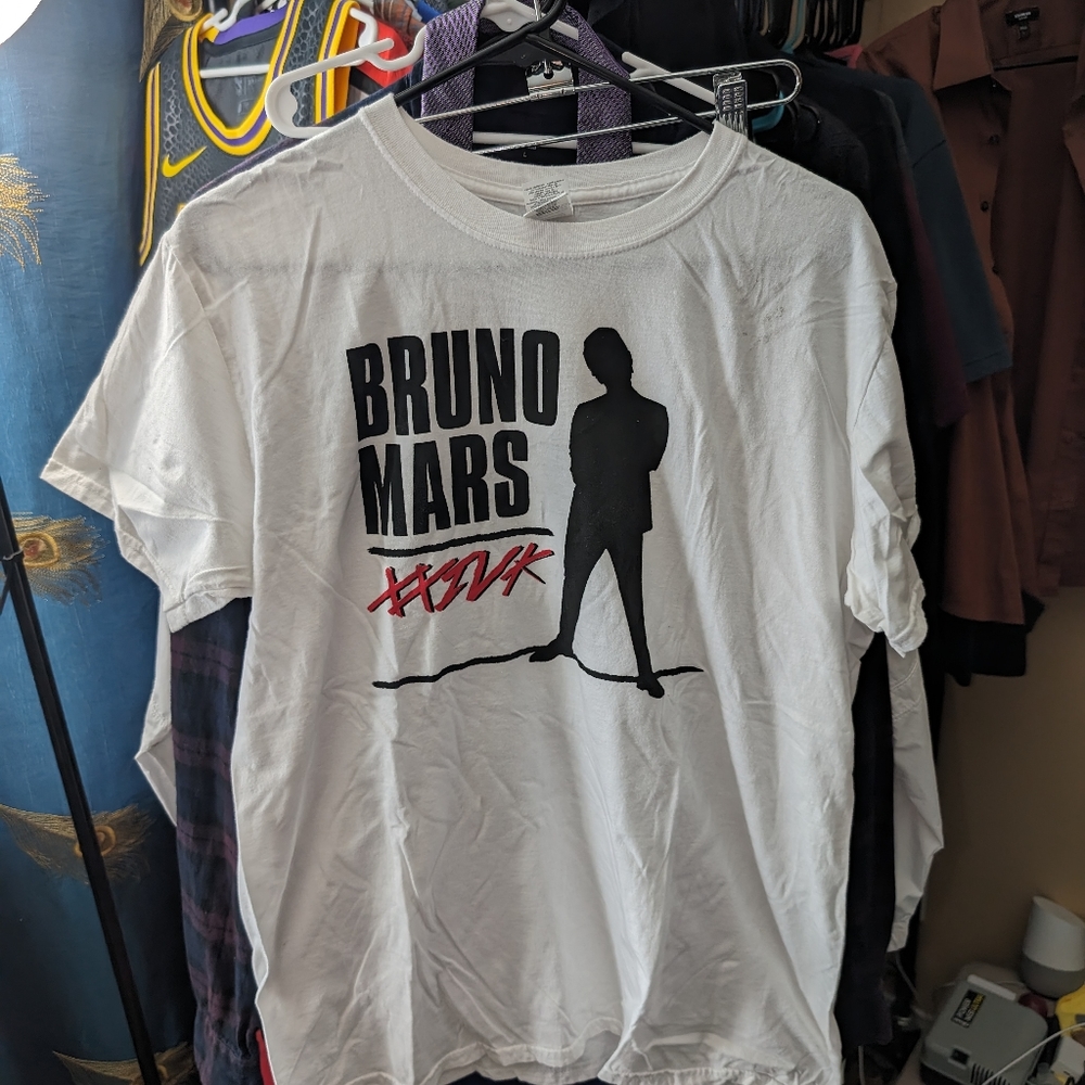 BRUNO MARS 24K MAGIC TOUR SHIRT WHITE MENS LARGE